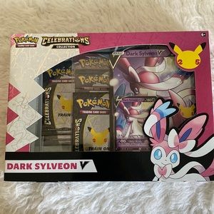 Pokémon Dark Sylveon Collection